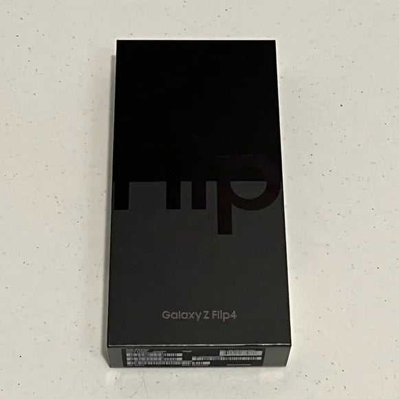 Samsung Galaxy Z Flip 4 SM-F721U AT&T Only 256GB Graphite OPEN BOX