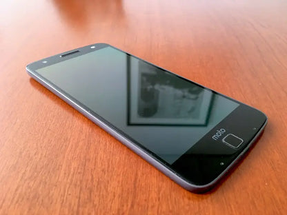 Motorola Moto Z XT1650-01 Verizon Locked Very Good
